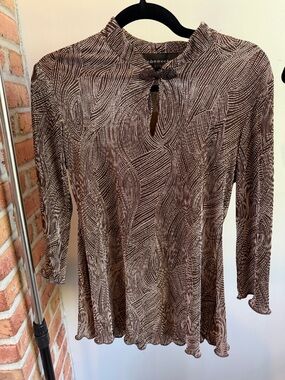 connected apparel Brown & Cream Long Sleeve Printed Swing Shirt Keyhole